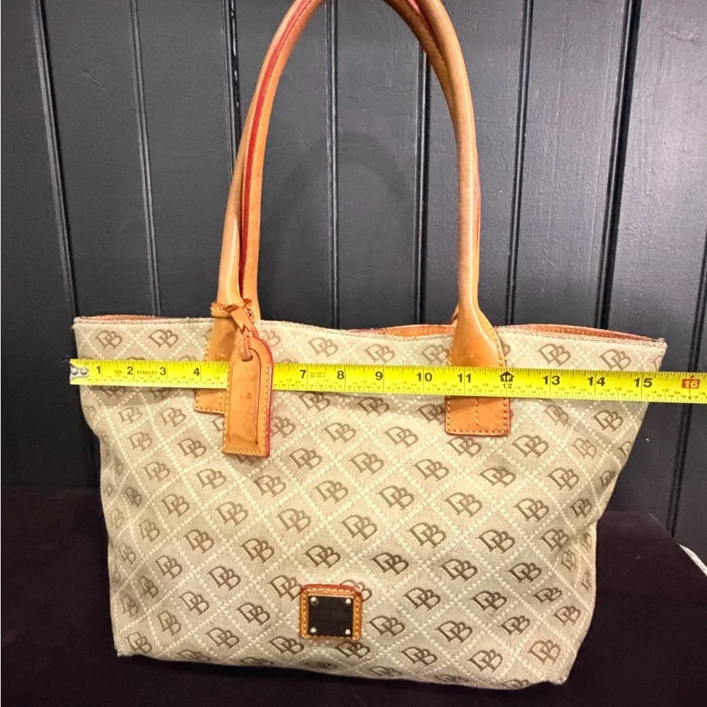 Dooney & Bourke Vintage Tan and Orange Tote Bag - Picture 7 of 15